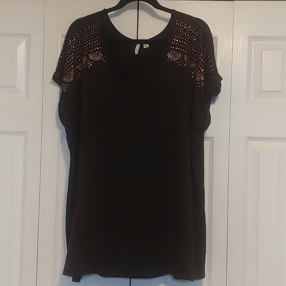 Est. 1946 Brown with gold detail sleeves 18/20w shirt
